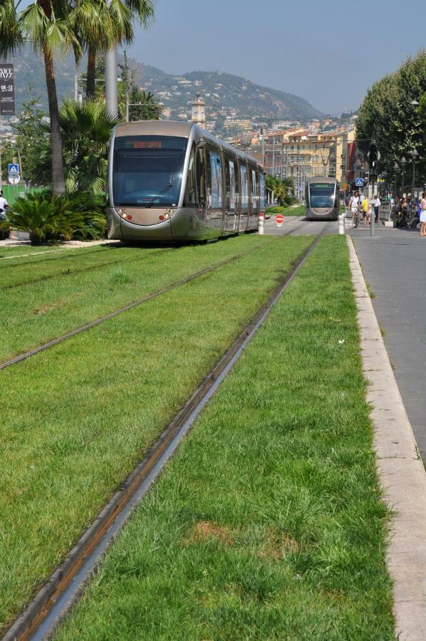 Charmant Studio Tout Proche Du Port Nice Dış mekan fotoğraf